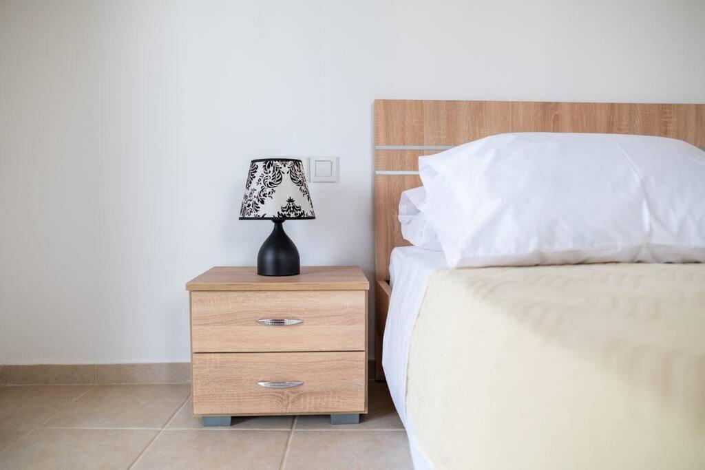 Zografia - Charming House Near The Coast Apartment มาร์มารี ภายนอก รูปภาพ