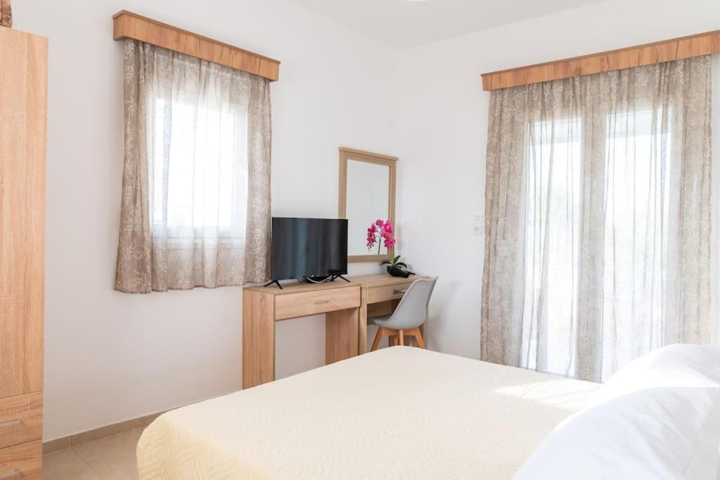 Zografia - Charming House Near The Coast Apartment มาร์มารี ภายนอก รูปภาพ